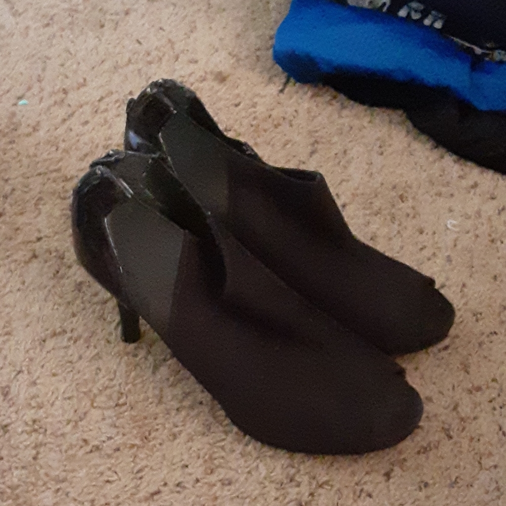Open toe heels